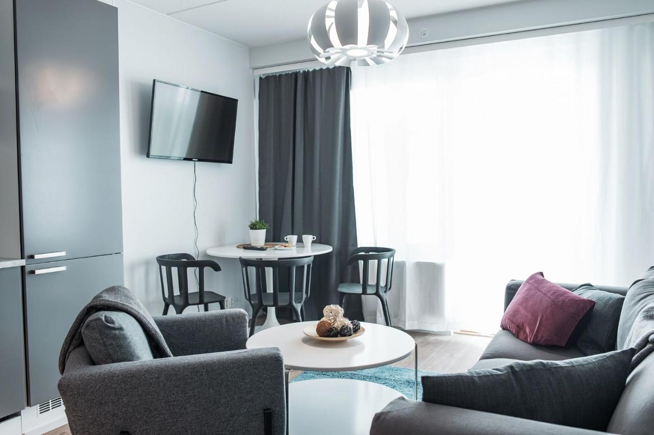 Forenom Serviced Apartments Vantaa Neilikkatie Екстериор снимка